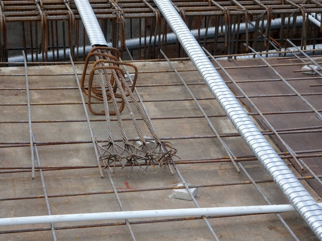 银龙股份涨174%成交额199亿元今日主